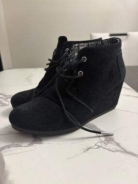 Toms Black Suede Lace-Up Wedge Booties